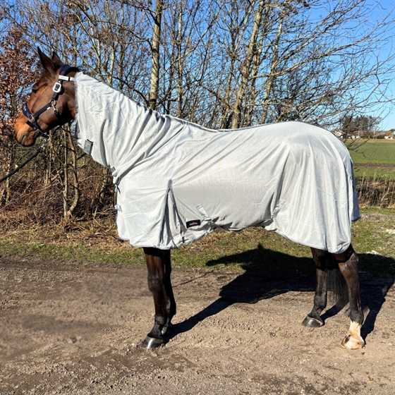 RK Derki przeciw owadom z pasami krzyżowymi